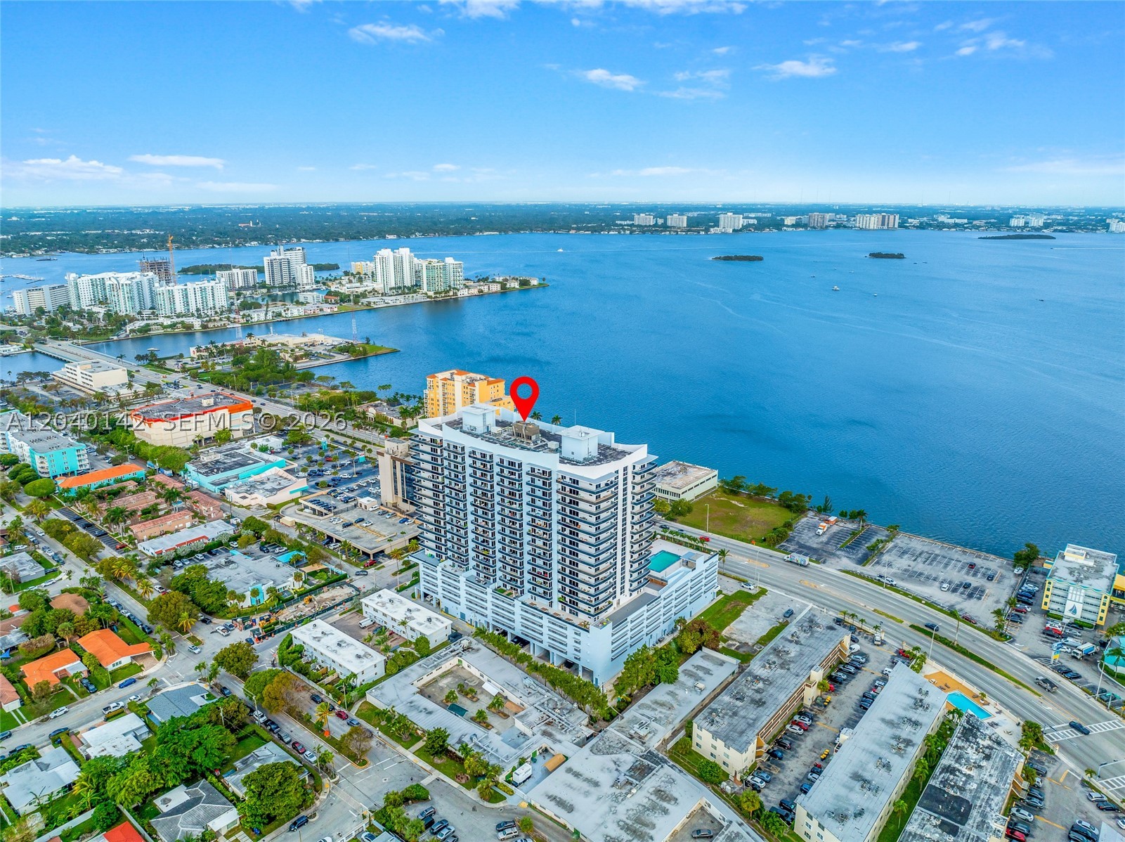 THE LEXI CONDO - Residential