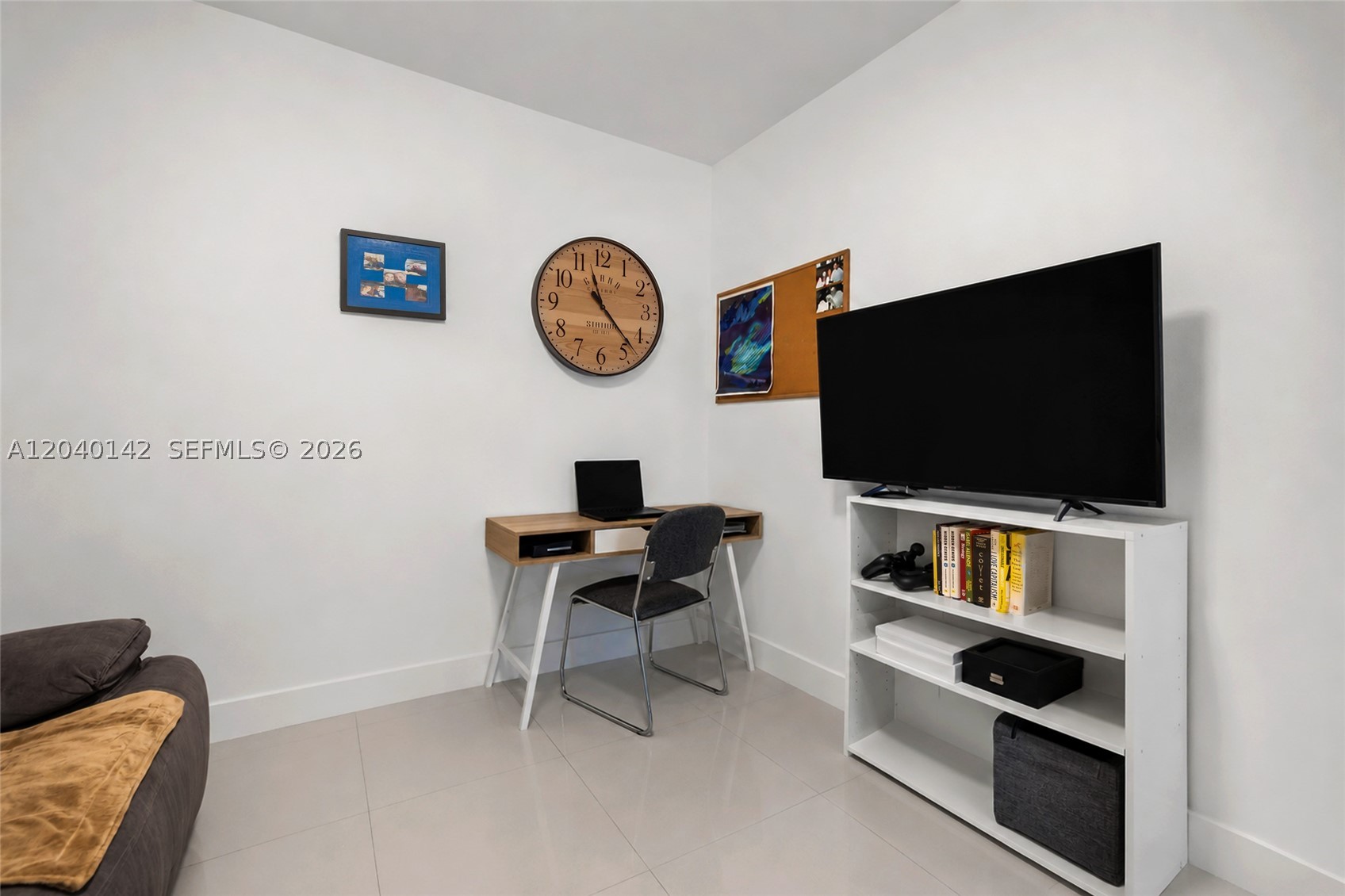 THE LEXI CONDO - Residential