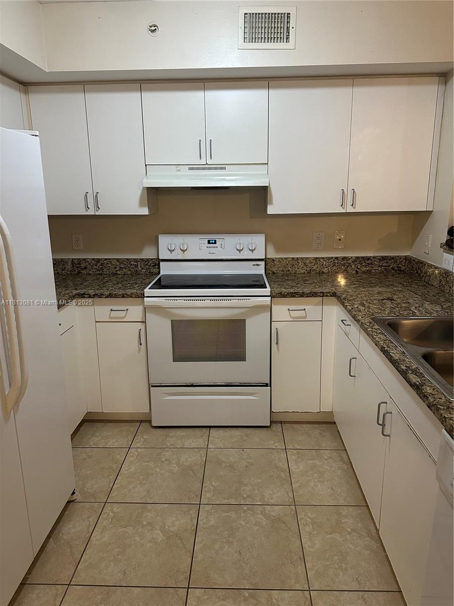 CARRINGTON AT COCONUT CRE - Residential