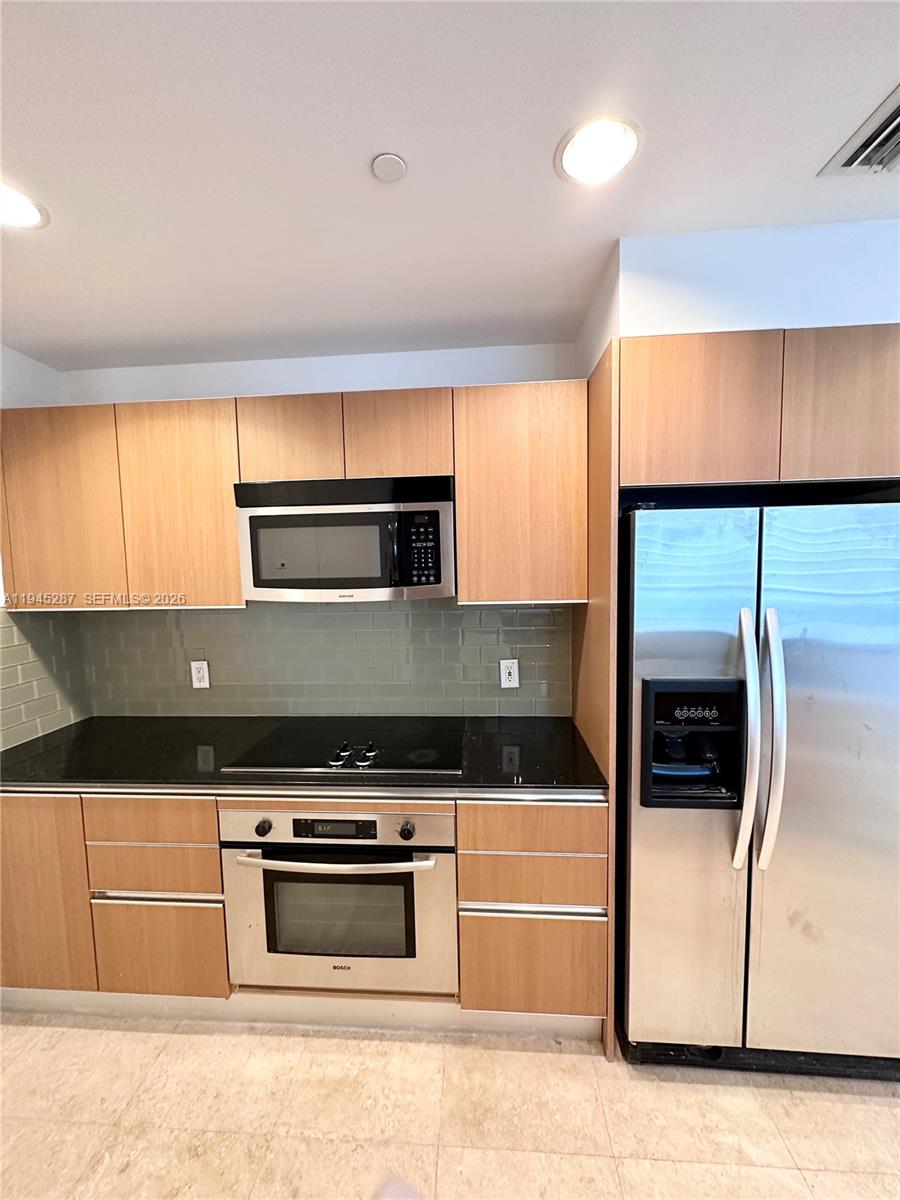 1060 BRICKELL CONDO - Residential Lease