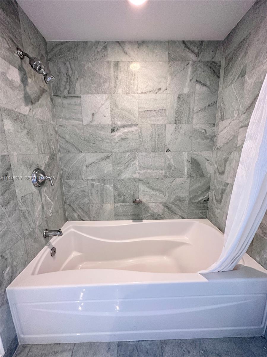 1060 BRICKELL CONDO - Residential Lease