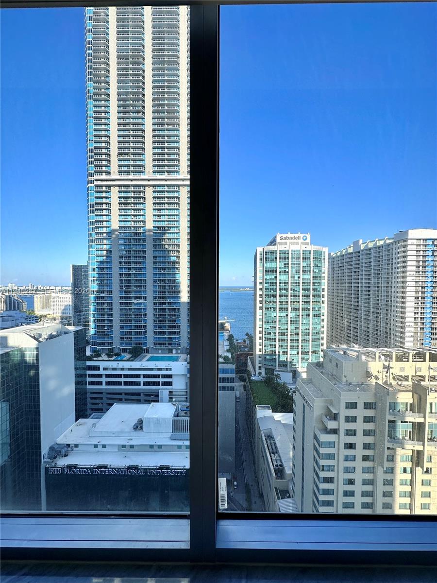 1060 BRICKELL CONDO - Residential Lease