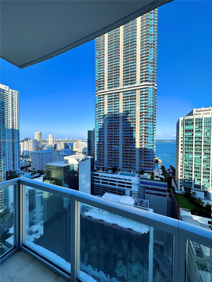 1060 BRICKELL CONDO - Residential Lease