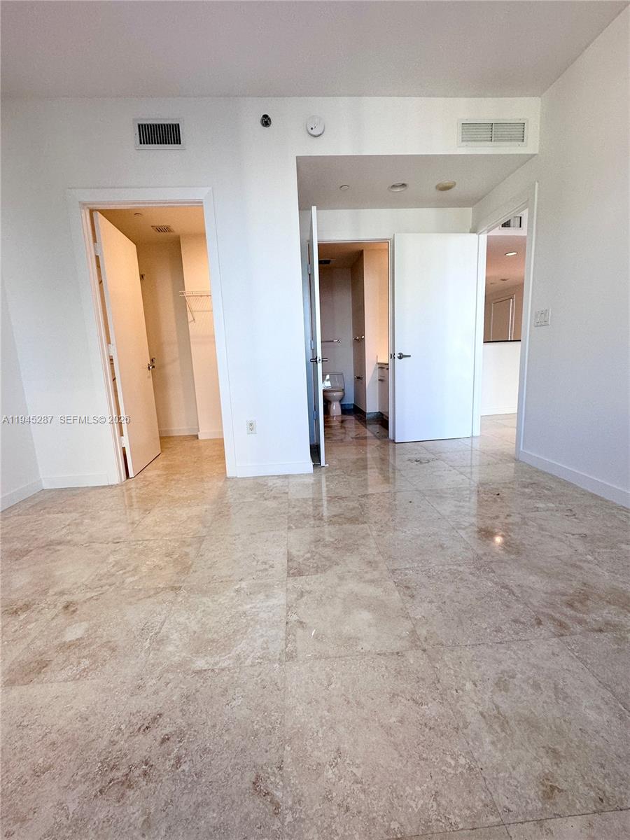 1060 BRICKELL CONDO - Residential Lease