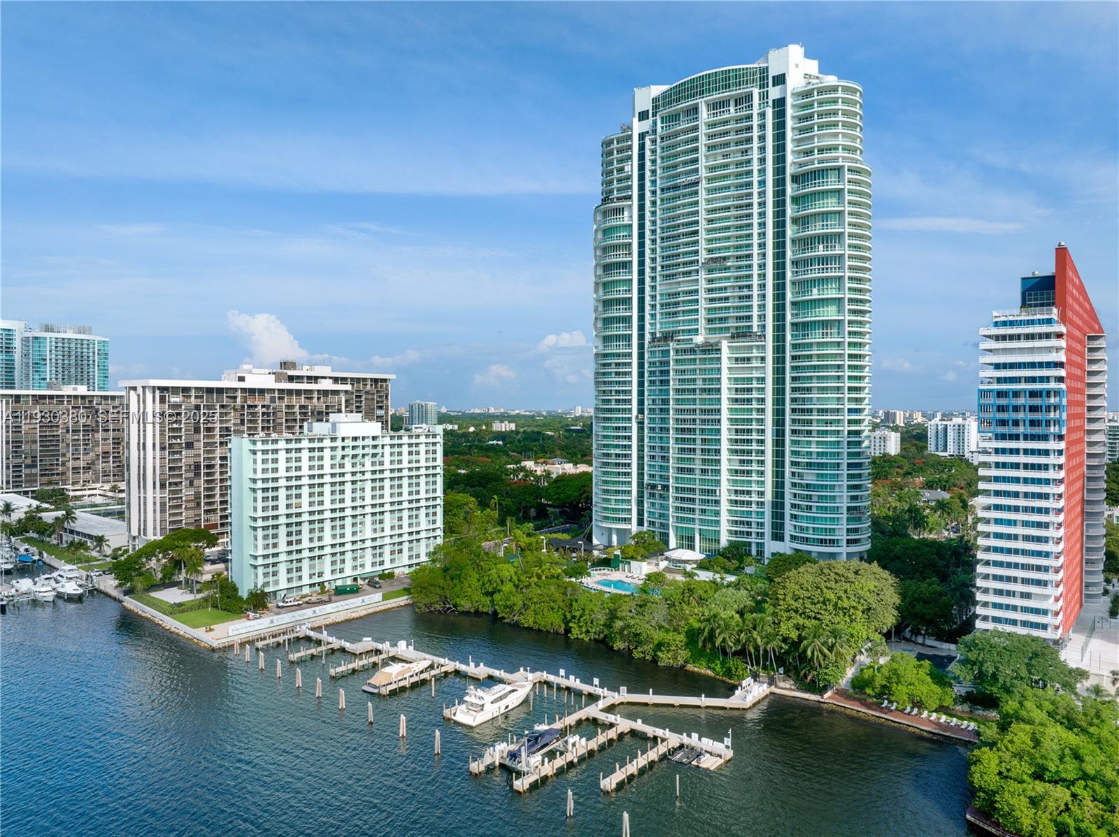 SANTA MARIA CONDO - Residential