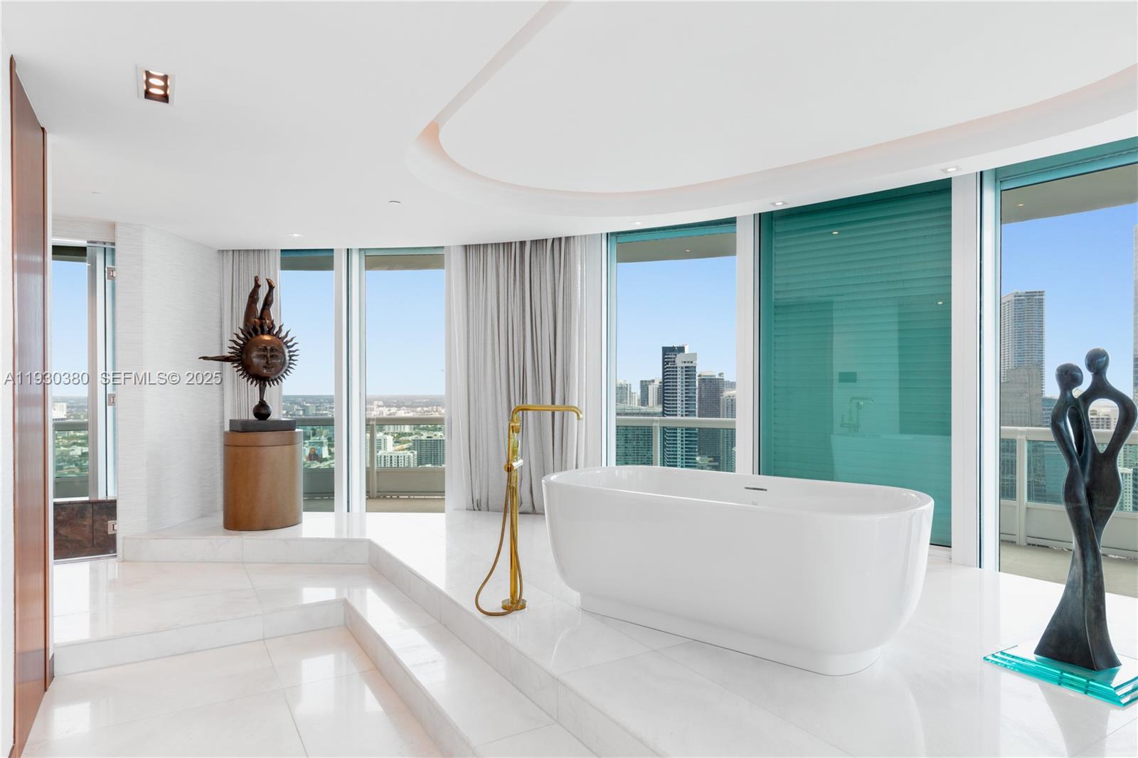 SANTA MARIA CONDO - Residential