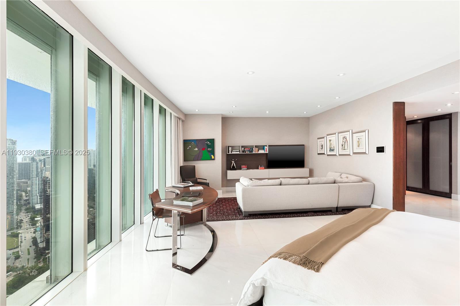 SANTA MARIA CONDO - Residential