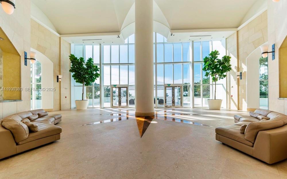 SANTA MARIA CONDO - Residential