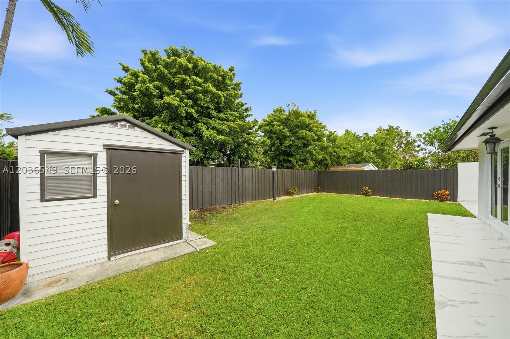 LEOMAR HOMES - Residential Lease