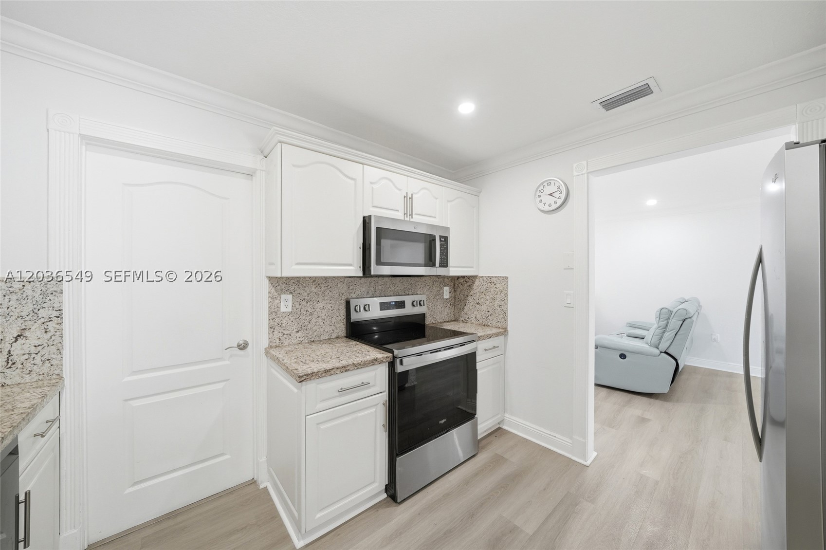 LEOMAR HOMES - Residential Lease