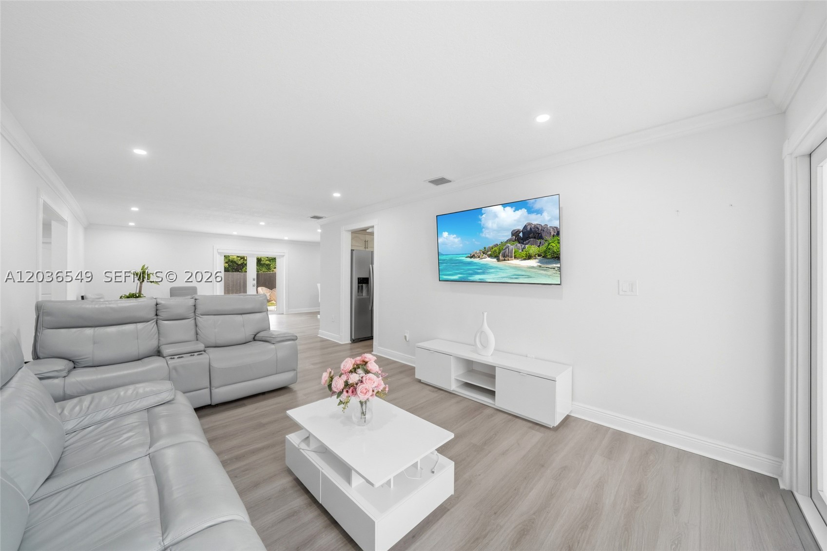 LEOMAR HOMES - Residential Lease