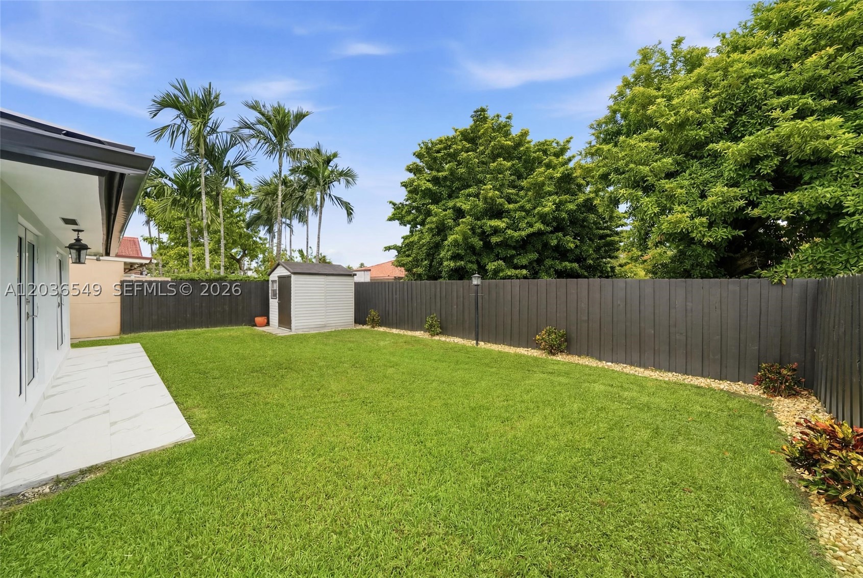 LEOMAR HOMES - Residential Lease