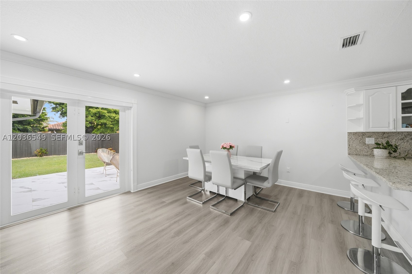 LEOMAR HOMES - Residential Lease