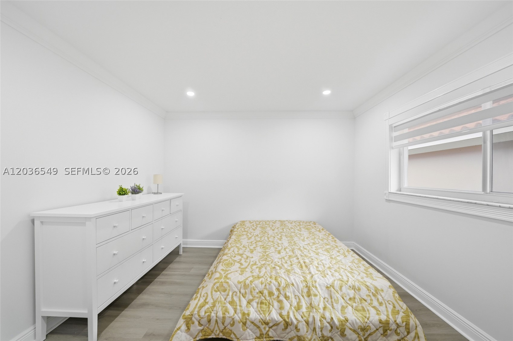LEOMAR HOMES - Residential Lease
