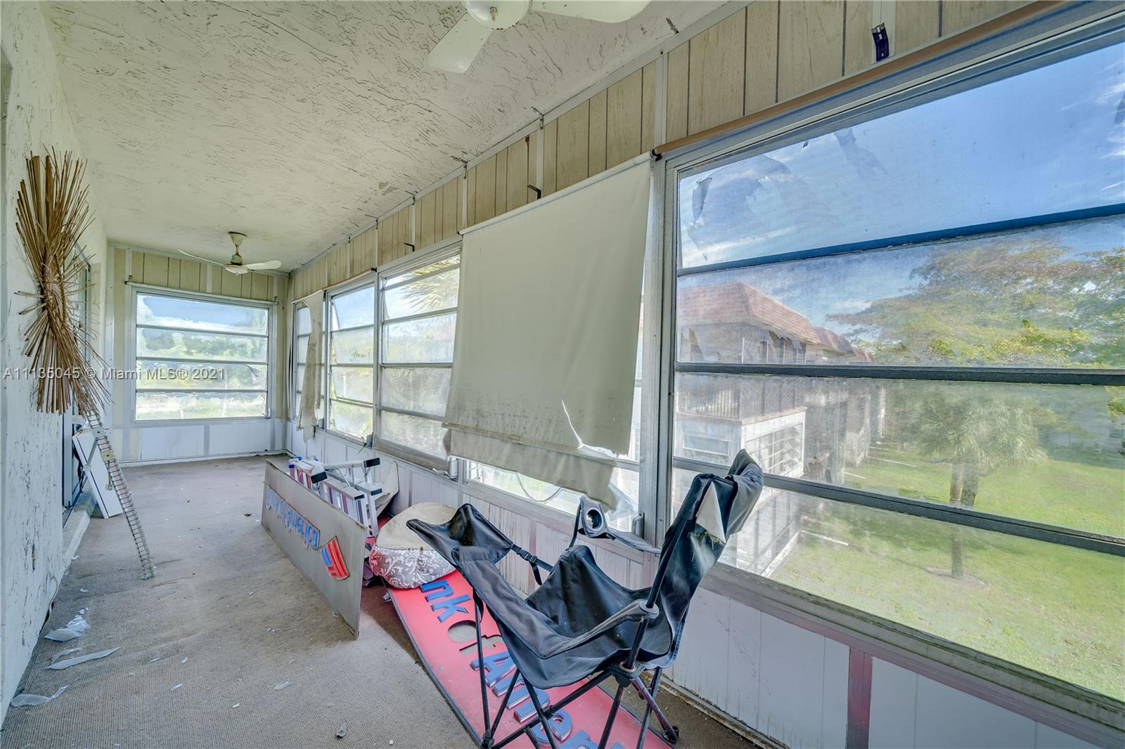 OMEGA 10 CONDO - Residential