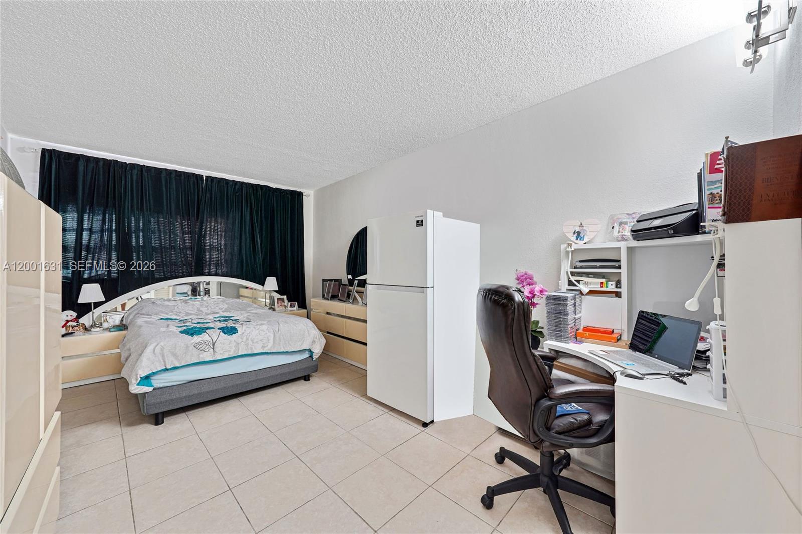 VILLA CATALINA CONDO - Residential