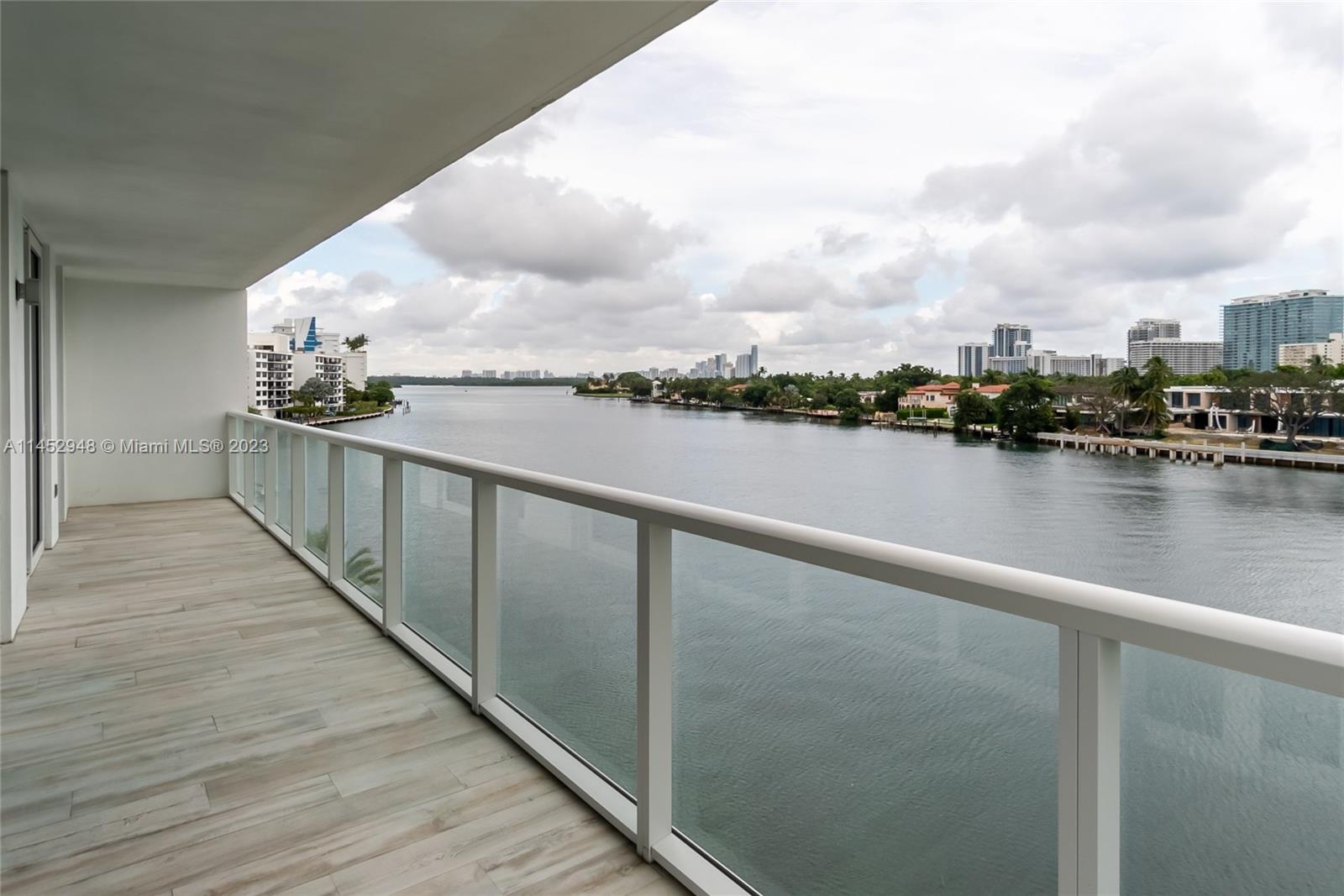 BAY HARBOUR ISLAND - Residential Lease