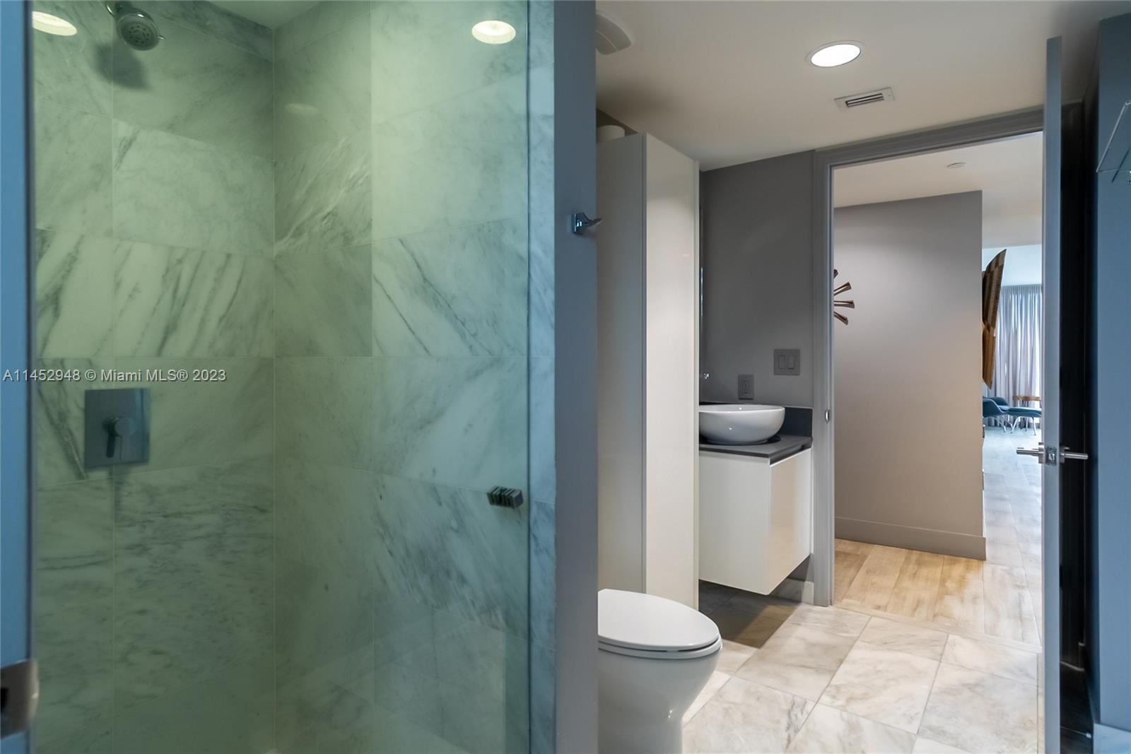BAY HARBOUR ISLAND - Residential Lease