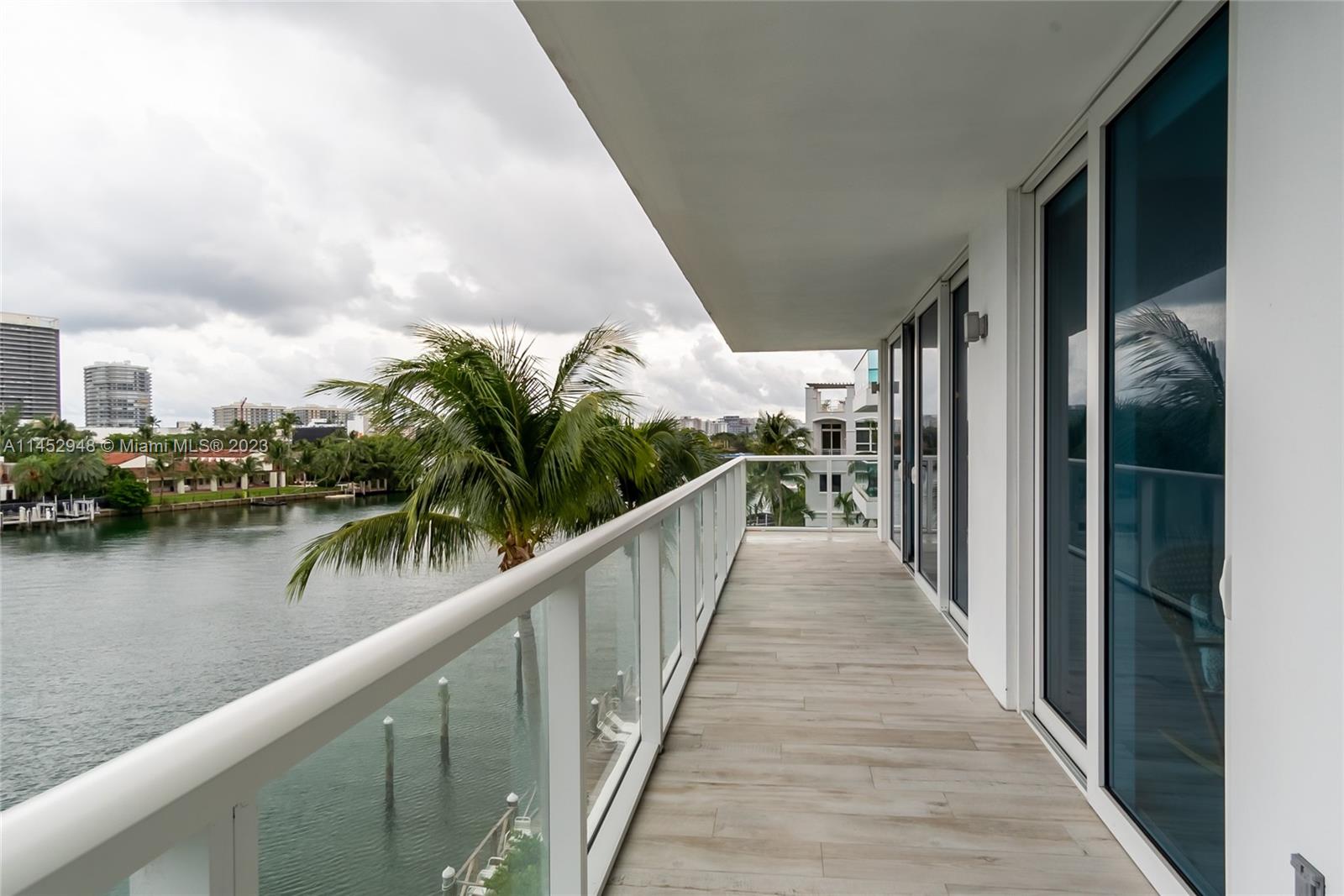 BAY HARBOUR ISLAND - Residential Lease