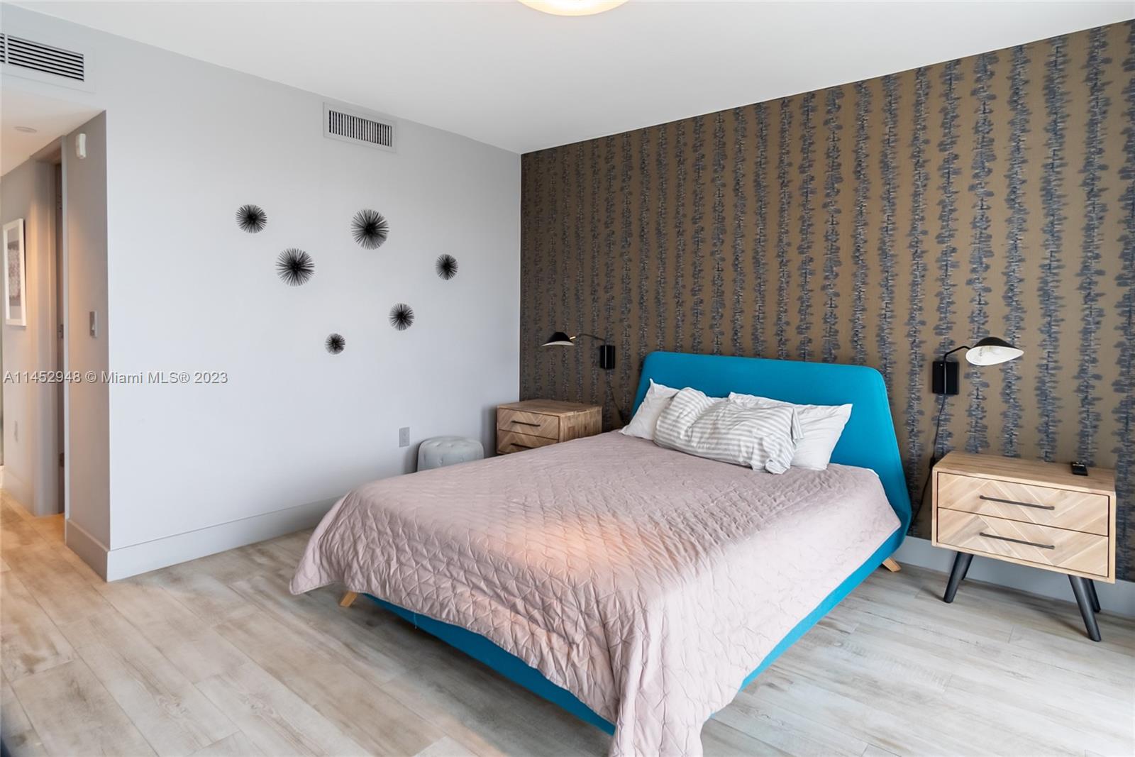 BAY HARBOUR ISLAND - Residential Lease