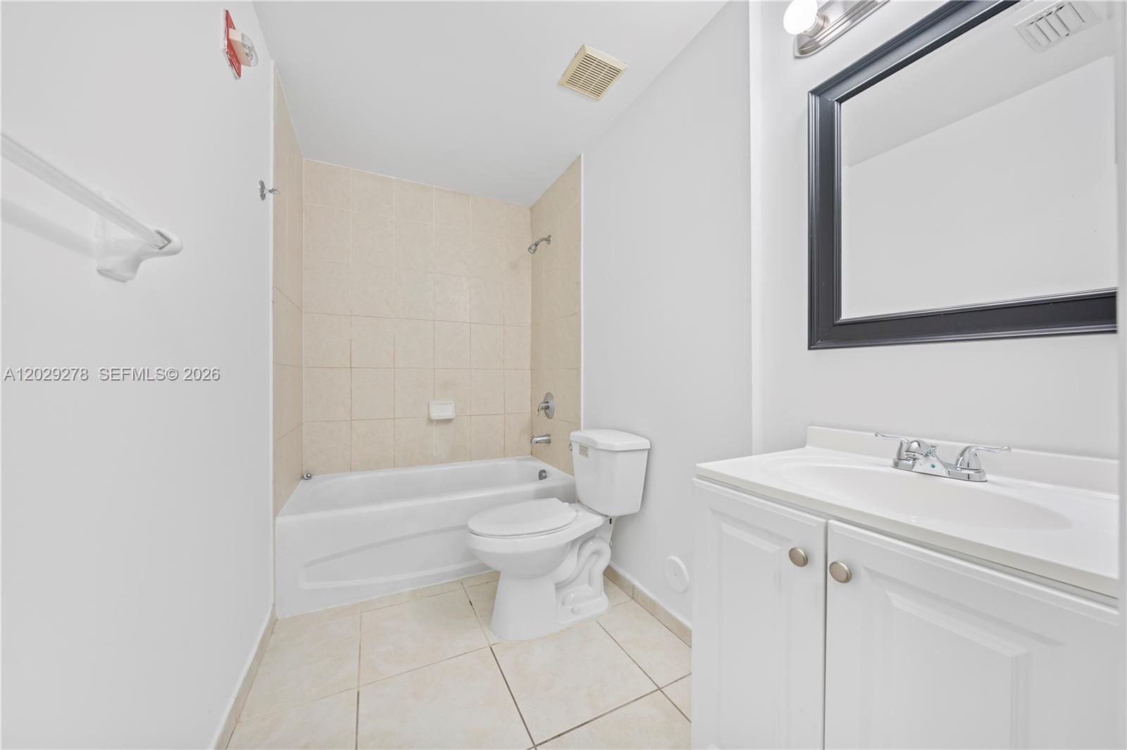 PALM GARDENS AT DORAL CON - Residential Lease