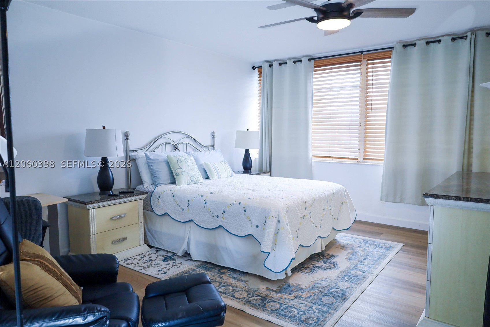 THIRD MOORINGS CONDO - Residential