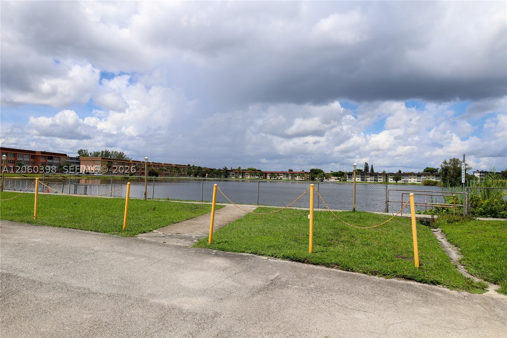 THIRD MOORINGS CONDO - Residential