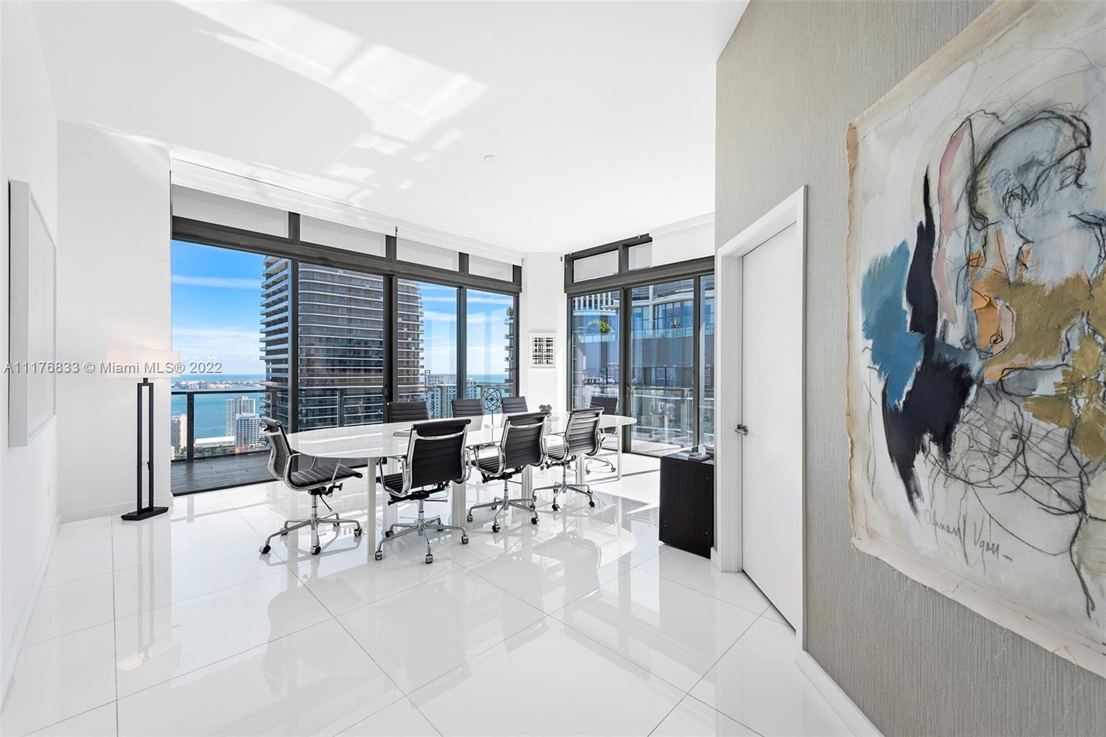 RISE CONDO - Residential