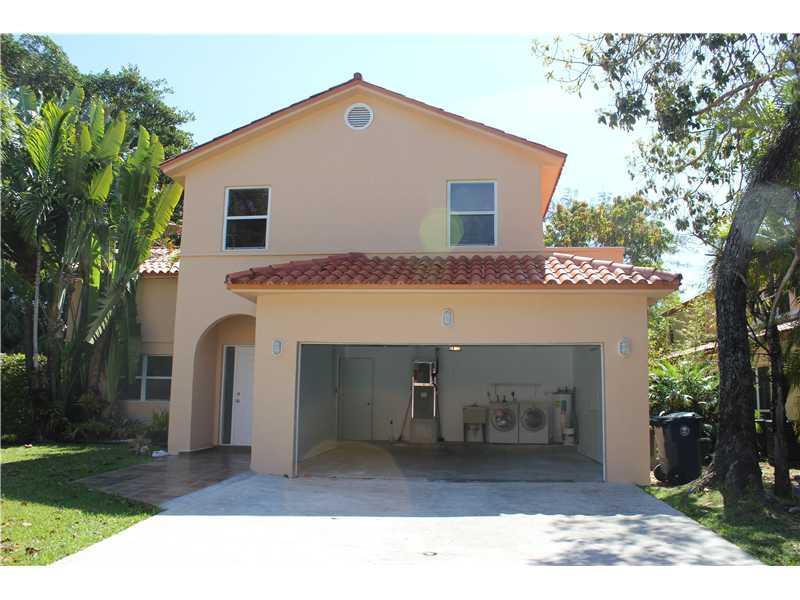 DAVIS GARDENS - Residential Lease