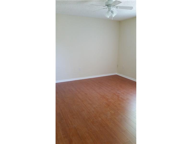 DAVIS GARDENS - Residential Lease