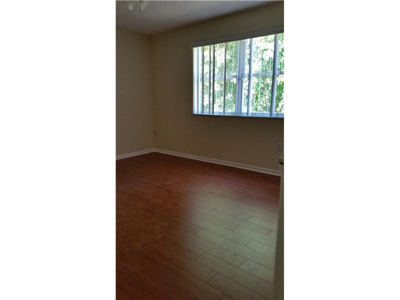 DAVIS GARDENS - Residential Lease