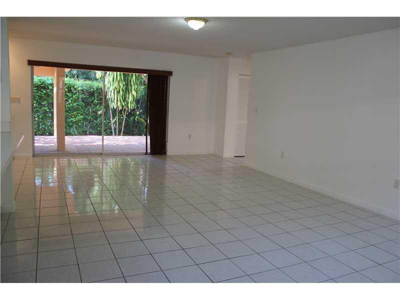 DAVIS GARDENS - Residential Lease