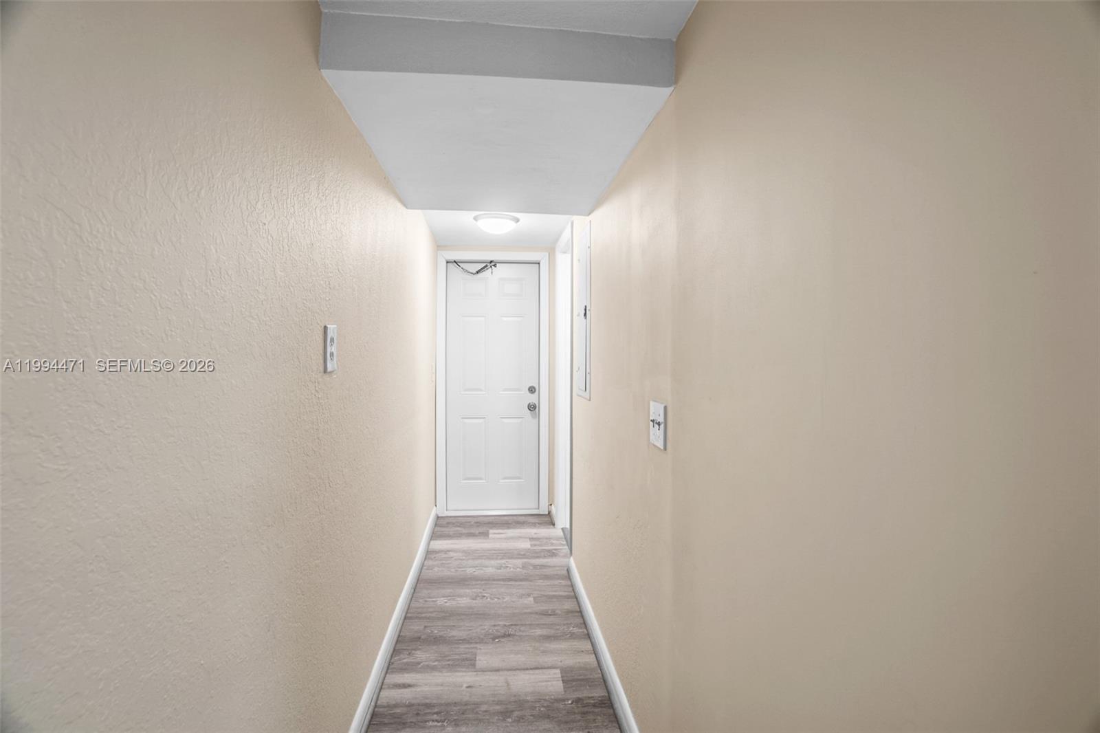 NORTH HOLLYWOOD - Residential