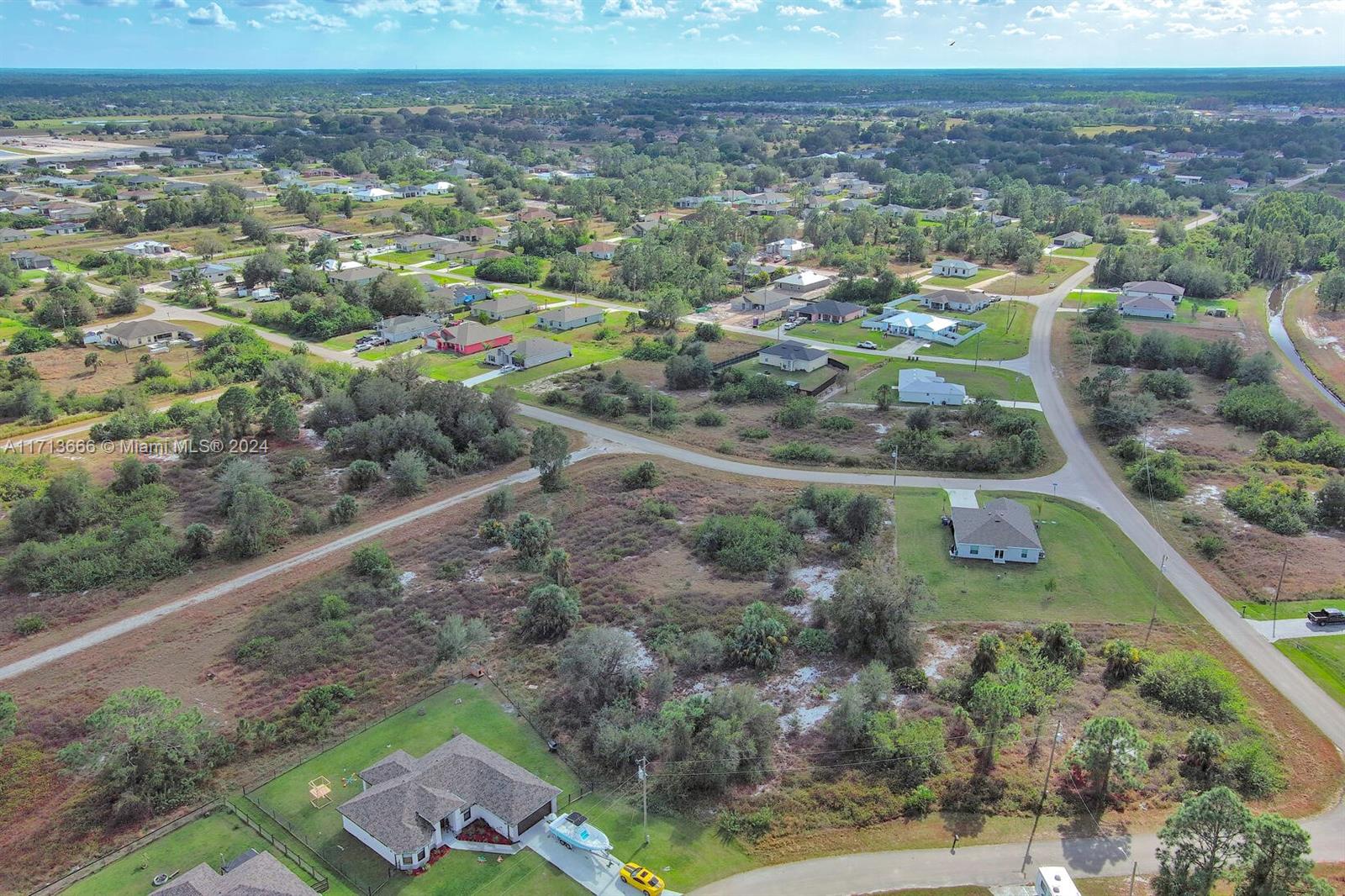 LEHIGH ACRES - Land