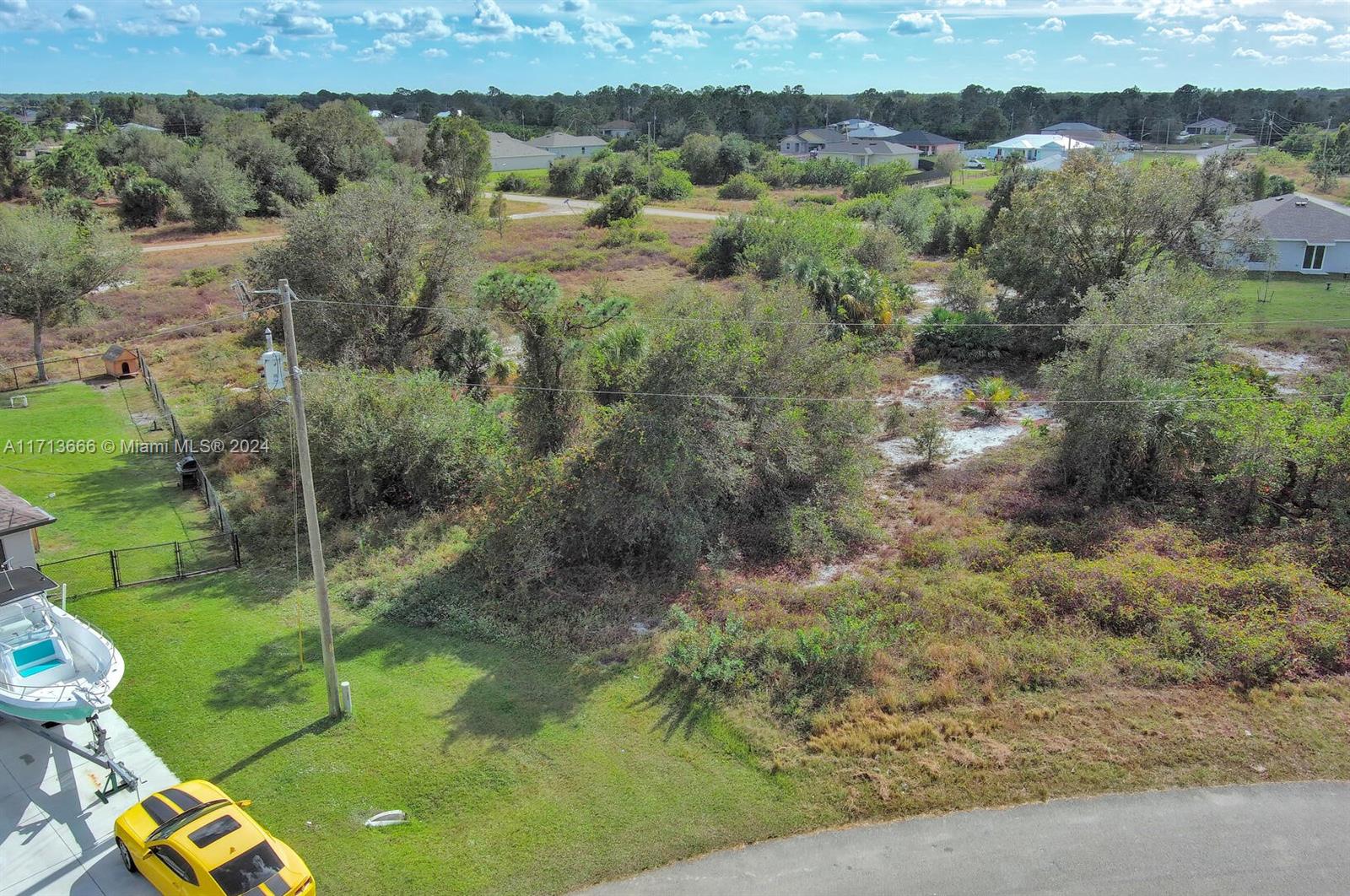 LEHIGH ACRES - Land