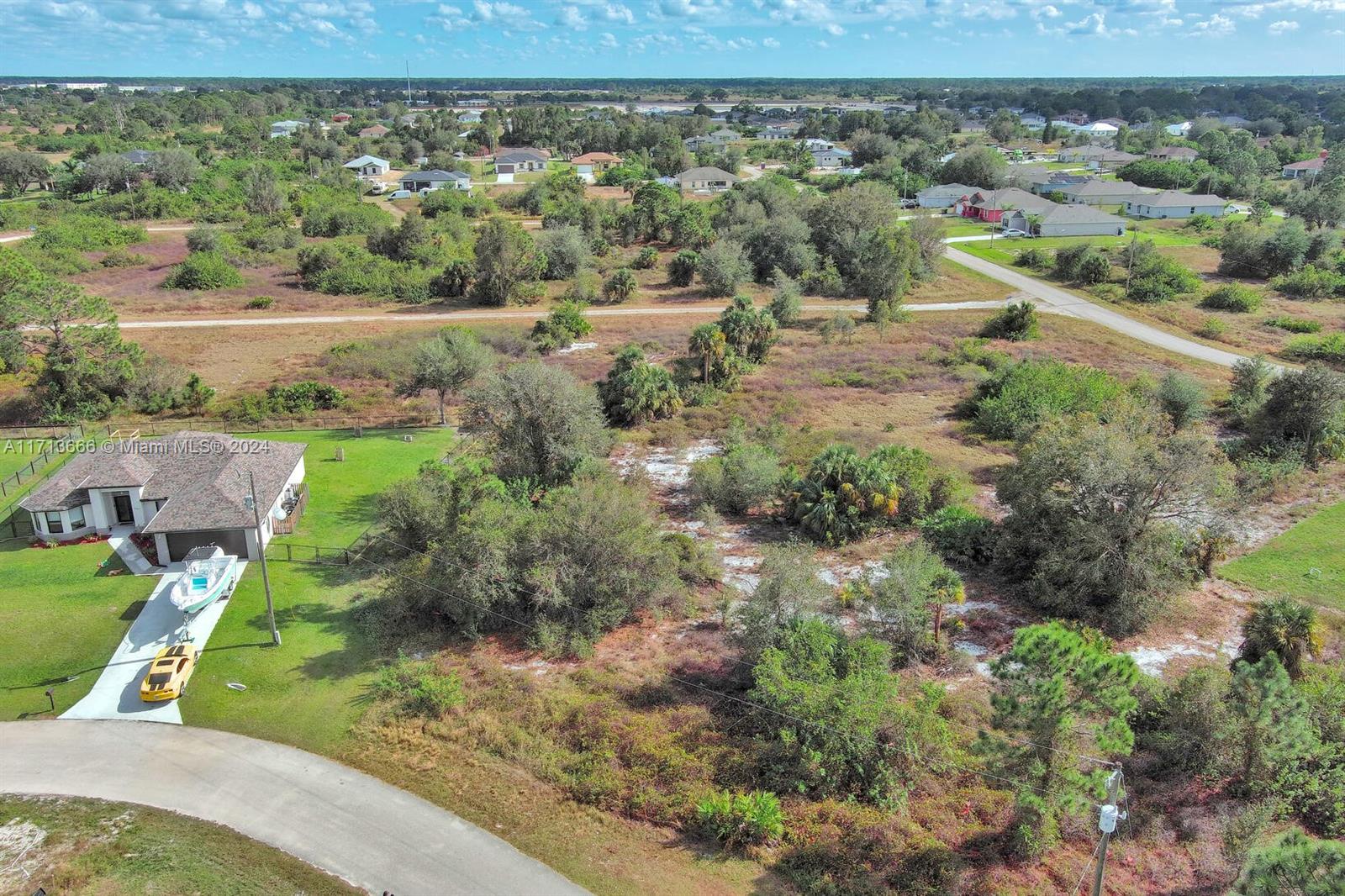 LEHIGH ACRES - Land