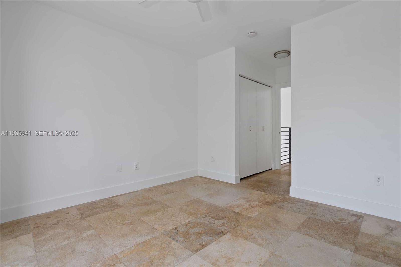 BAYWOOD - Residential
