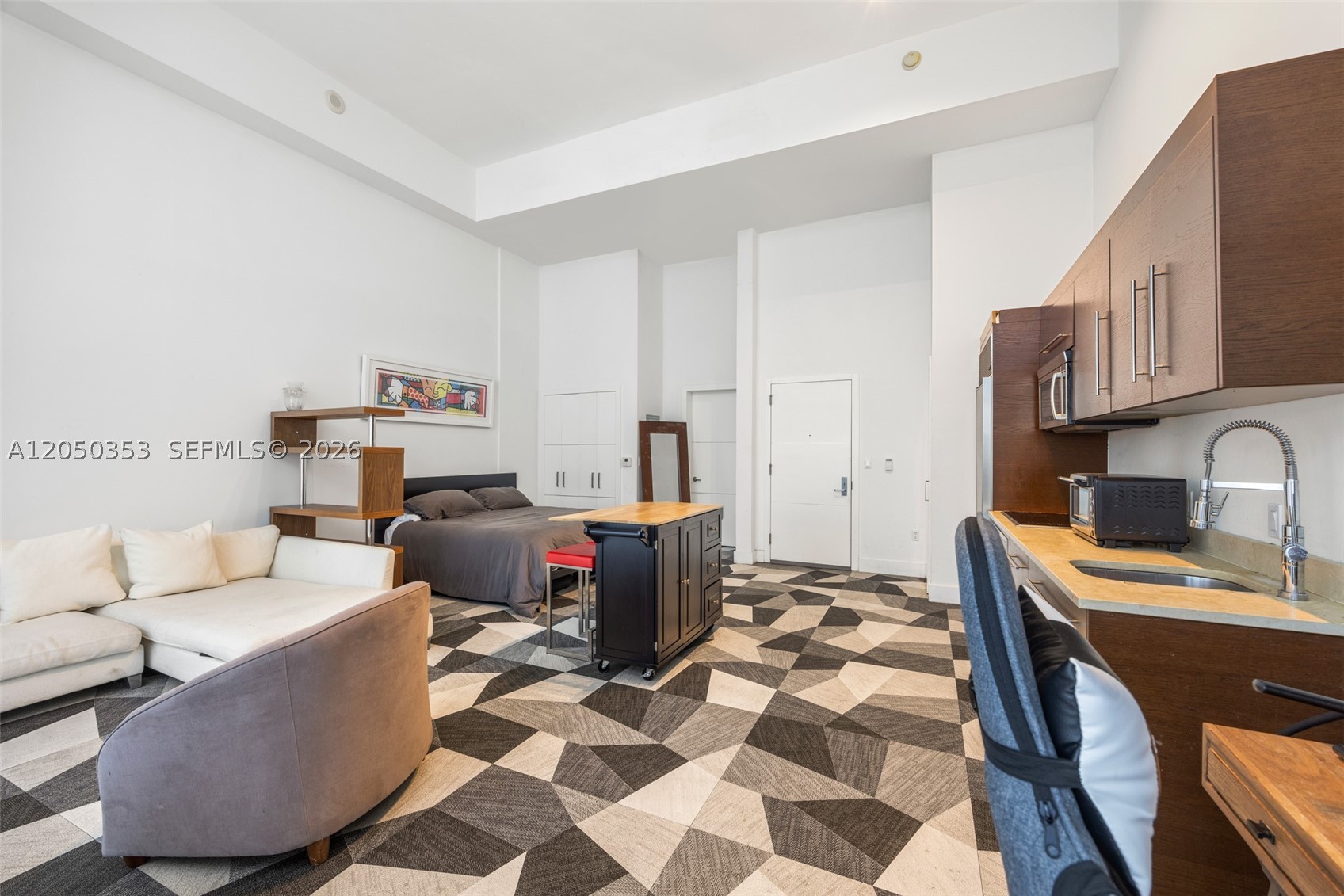 ICONBRICKELL CONDO NO 1 - Residential Lease