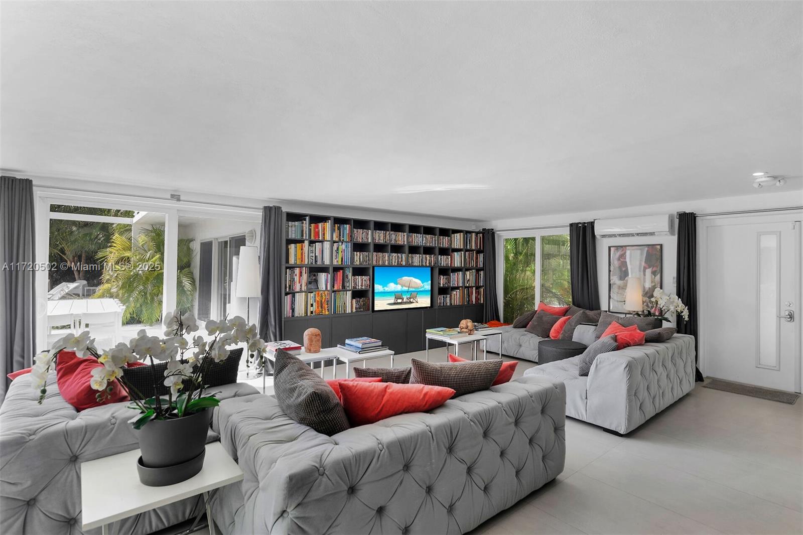 ROCK HARBOR MANOR - Residential