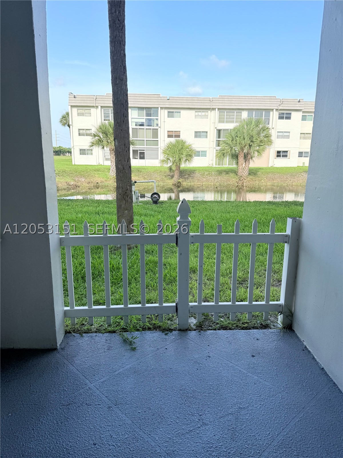SUNRISE LAKES 48 CONDO - Residential Lease