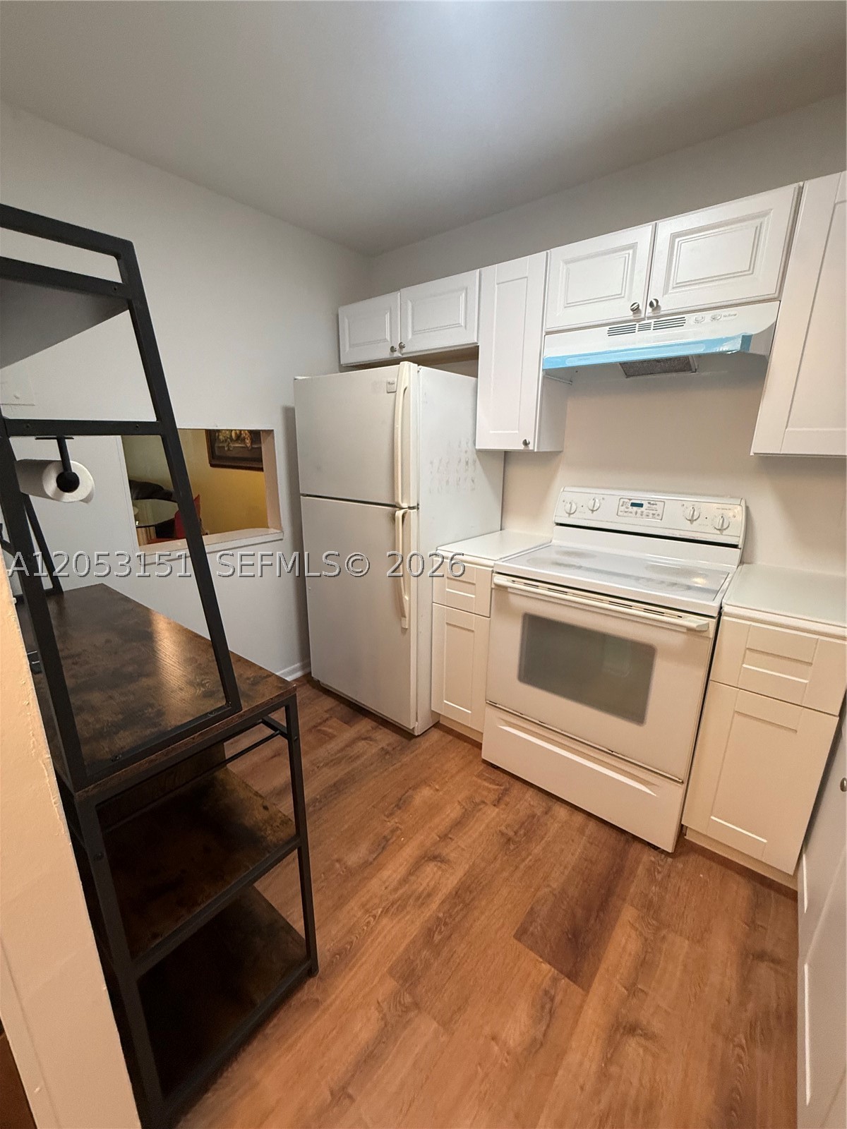 SUNRISE LAKES 48 CONDO - Residential Lease