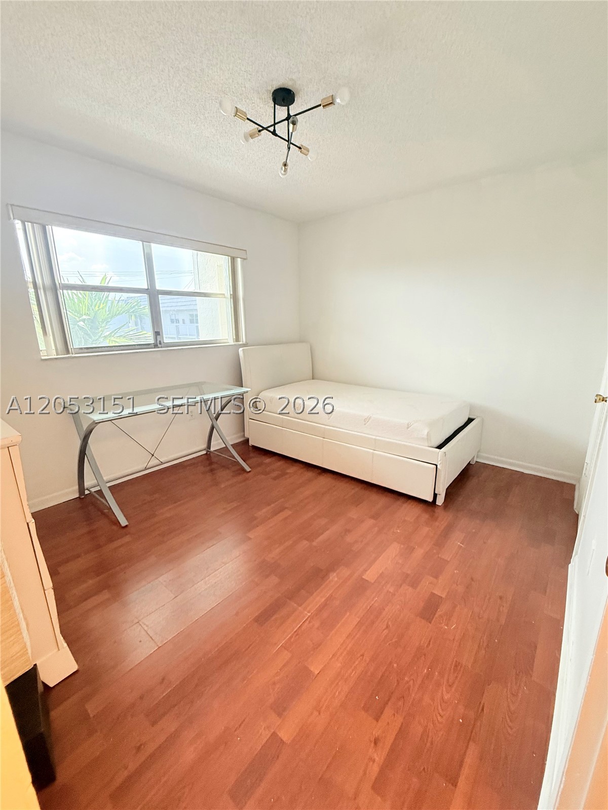 SUNRISE LAKES 48 CONDO - Residential Lease