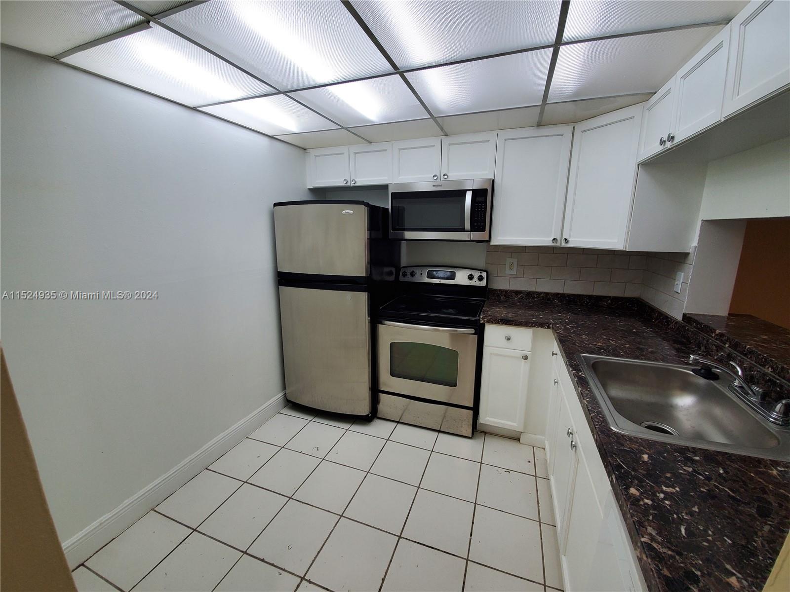 MONTECARLO CONDO - Residential Lease
