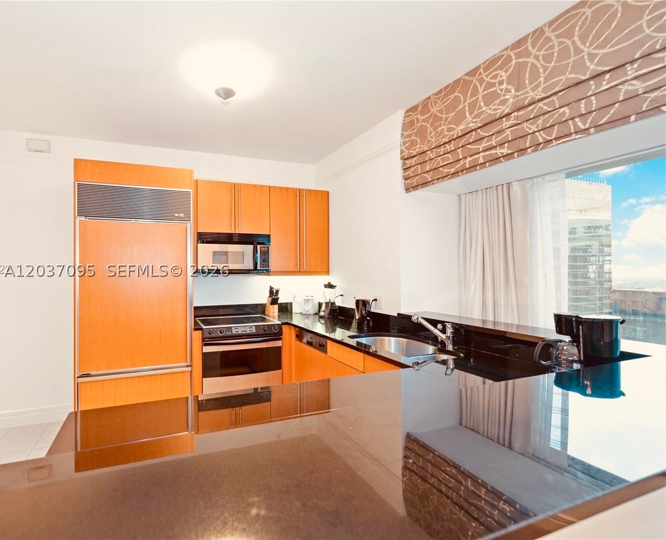 MILLENNIUM TOWER CONDOMIN - Residential