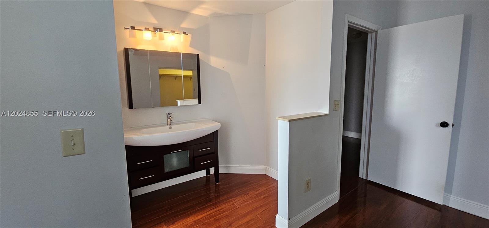 Valencia - Residential Lease