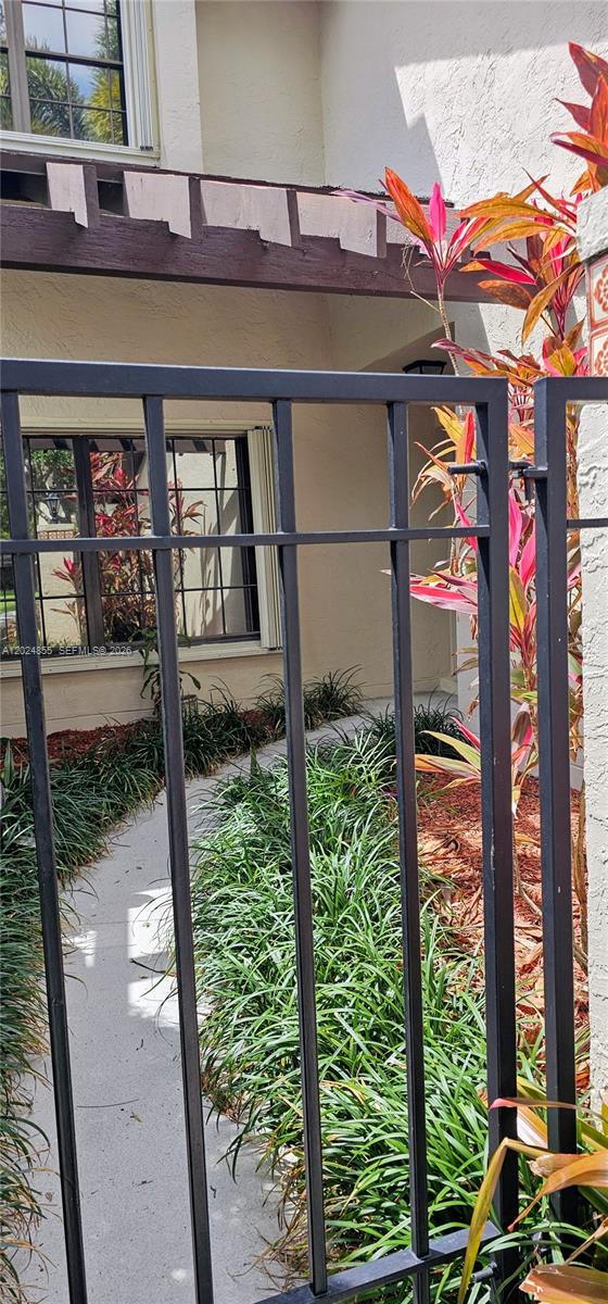 Valencia - Residential Lease
