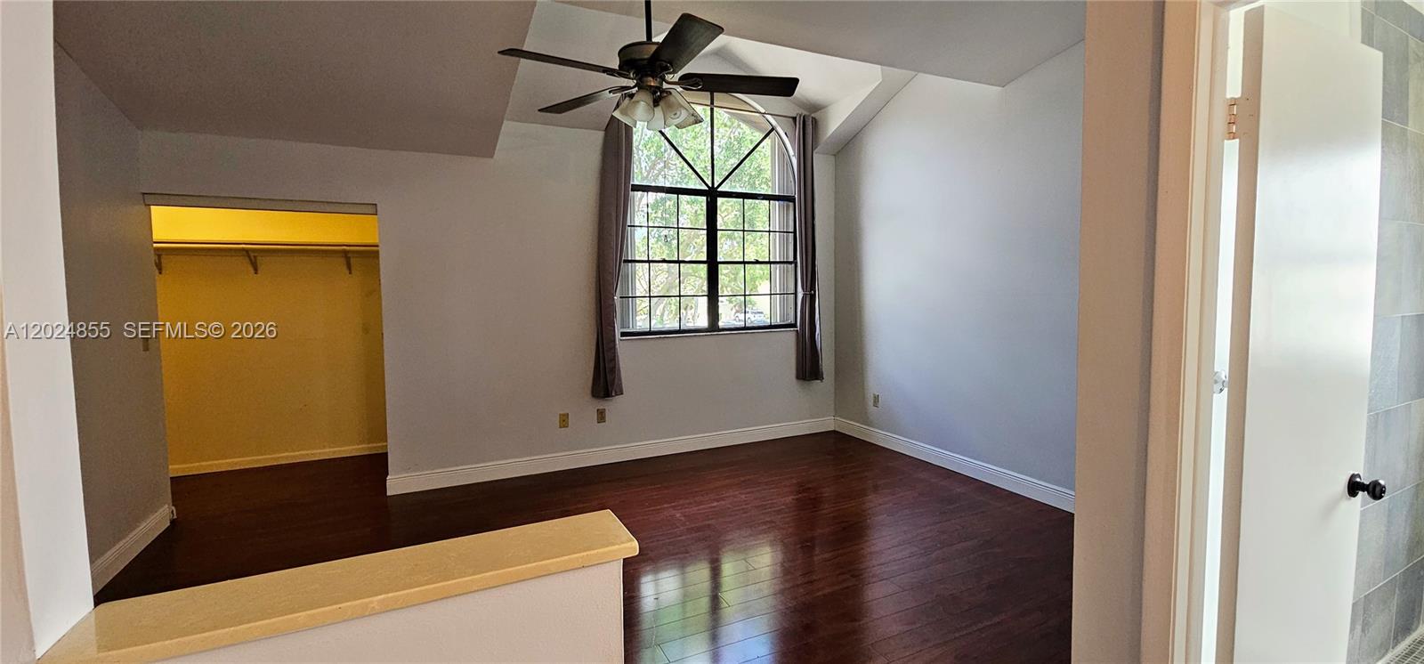 Valencia - Residential Lease