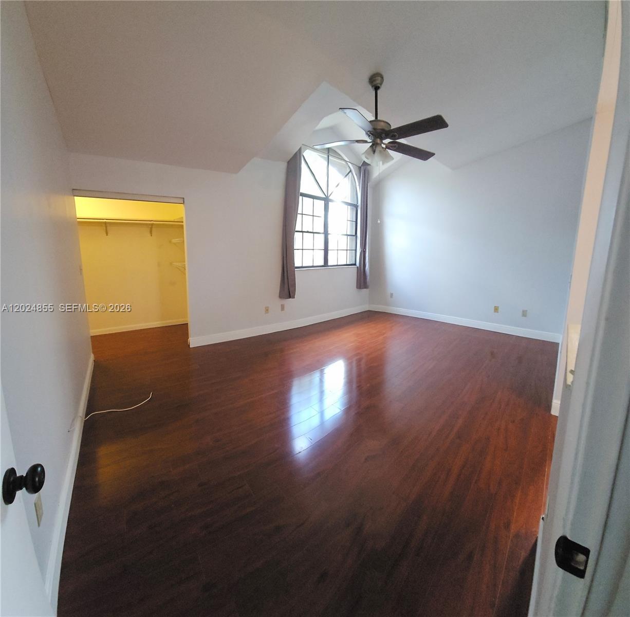 Valencia - Residential Lease