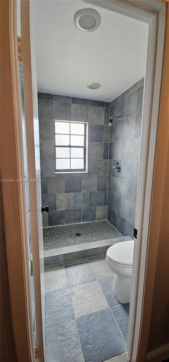 Valencia - Residential Lease