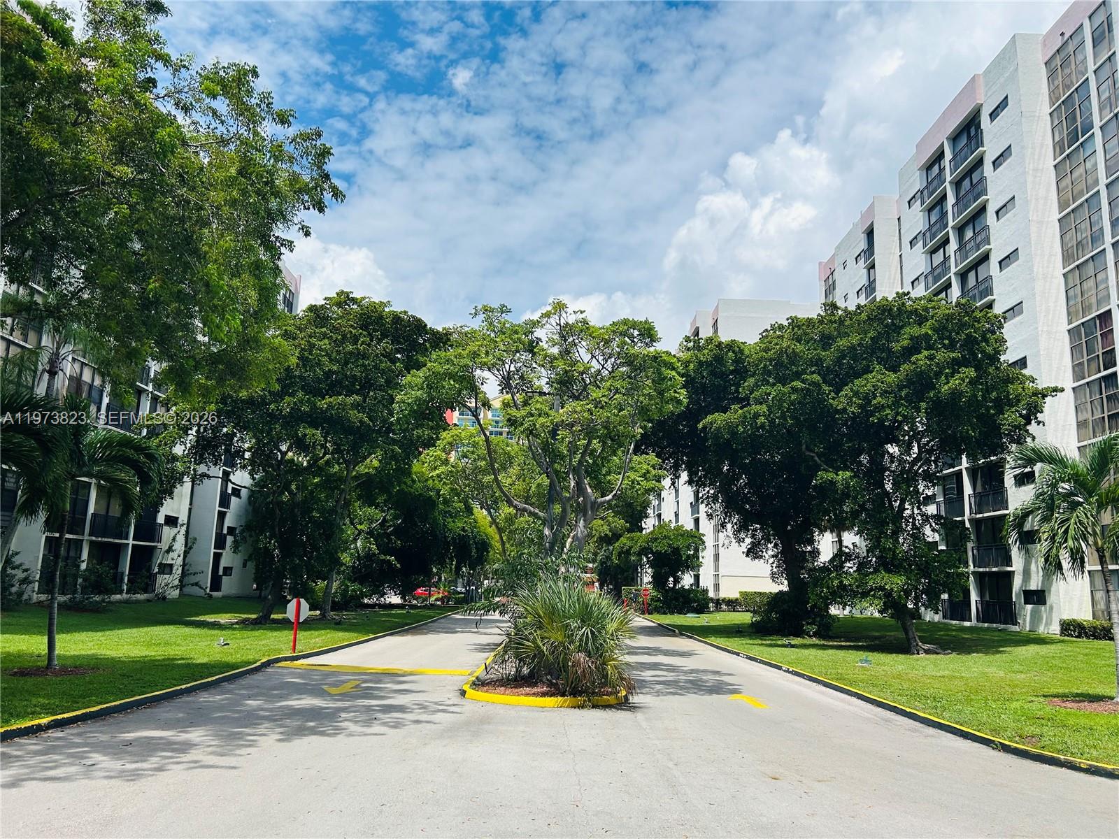 Plaza of the americas - Residential